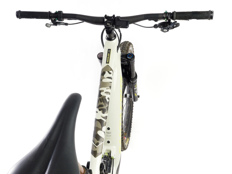 Black honeycomb adhesive frame protection for mountain bikes in basic size